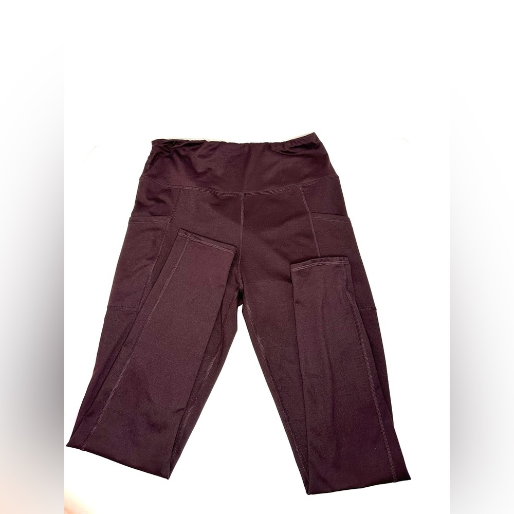 ATHLETIC LEGGINGS WITH POCKETS